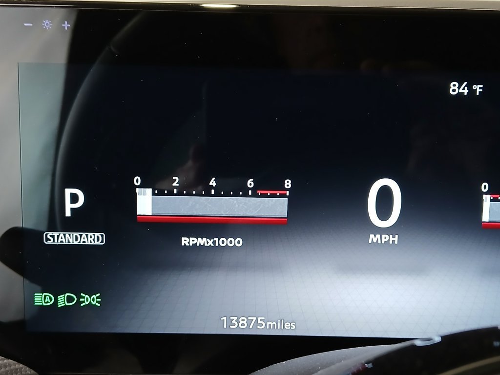 Used 2025 Nissan Kicks SR FWD image 28