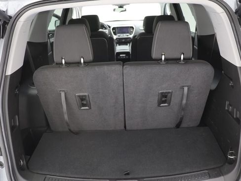 Used 2023 GMC Acadia SLE w/ Driver Convenience Package image 28