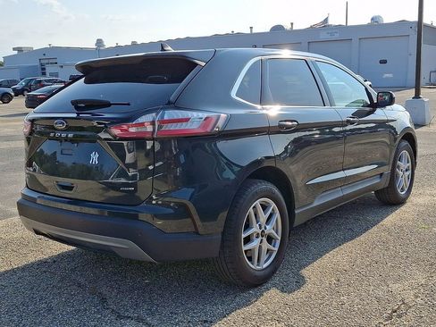 Used 2023 Ford Edge SEL w/ Convenience Package AWD/4WD image 4