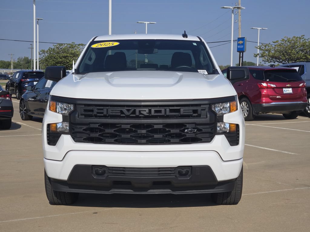 Used 2025 Chevrolet Silverado 1500 Custom AWD/4WD image 2