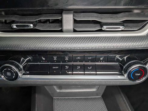 Certified 2026 Chevrolet Equinox LT image 29