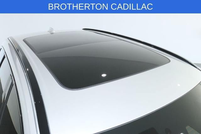 Used 2021 Volvo XC60 T8 R-Design w/ Advanced Package AWD/4WD image 17