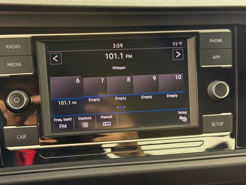 Used 2019 Volkswagen Jetta FWD image 16