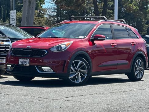 Used 2017 Kia Niro Touring FWD image 9