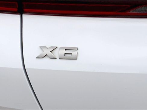 Used 2021 BMW X6 M50i w/ Premium Package AWD/4WD image 10