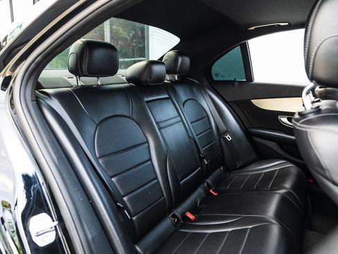 Used 2019 Mercedes-Benz C 300 Sedan w/ Premium Package image 22