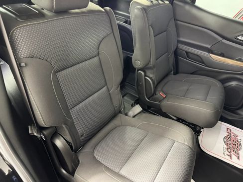 Used 2023 GMC Acadia SLE w/ Driver Convenience Package AWD/4WD image 37