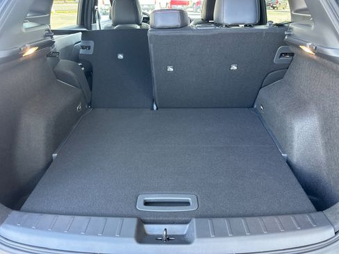 Used 2025 Nissan Kicks SR w/ SR Premium Package image 14