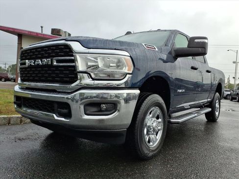 Used 2024 RAM 2500 Big Horn w/ Bed Utility Group image 3