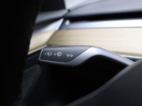 Used 2021 Tesla Model 3 Long Range image 47