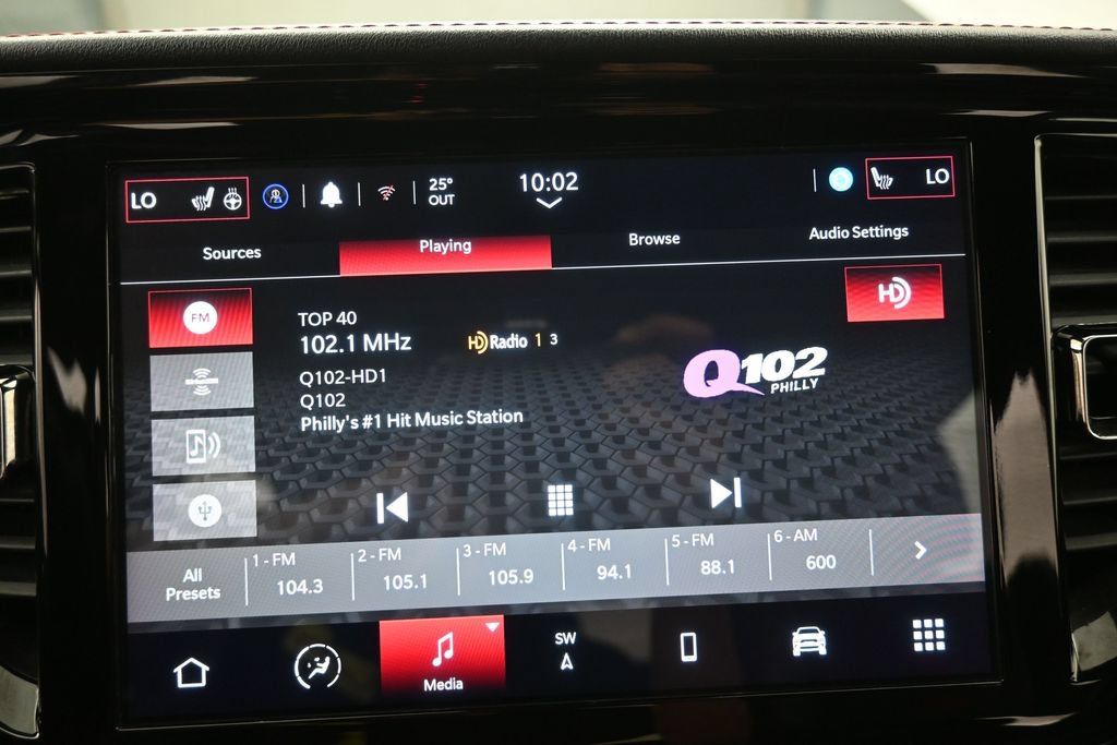 Used 2024 Dodge Durango R/T AWD/4WD image 17
