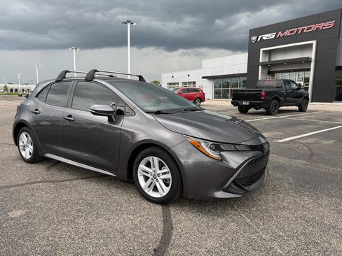 Used 2022 Toyota Corolla SE FWD image 1