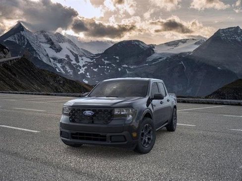 New 2025 Ford Maverick XLT image 2