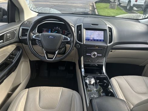 Used 2019 Ford Edge Titanium w/ Equipment Group 301A image 21