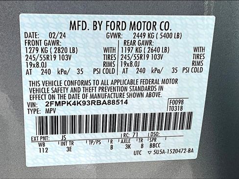 Used 2024 Ford Edge Titanium image 44