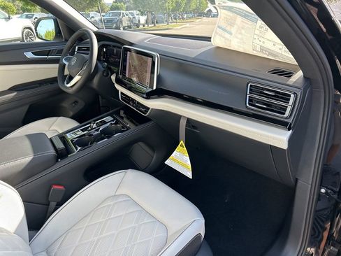 New 2026 Volkswagen Atlas Cross Sport SEL Premium R-Line image 46