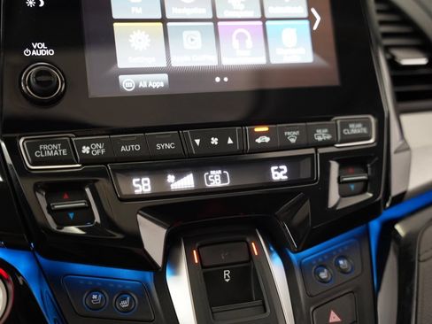 Used 2018 Honda Odyssey Elite image 25