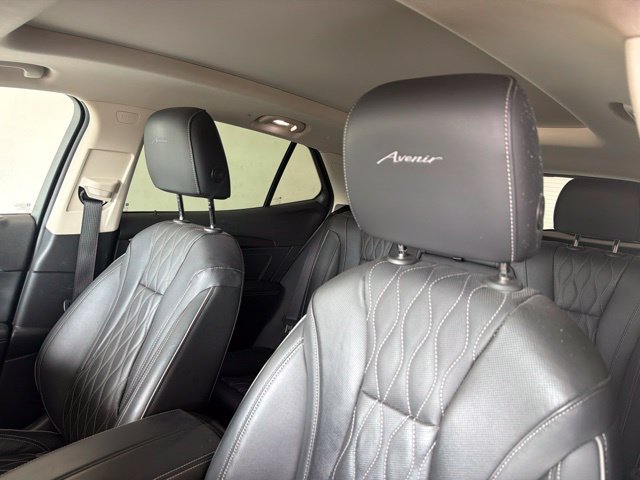 Used 2021 Buick Envision Avenir w/ Technology Package II FWD image 8
