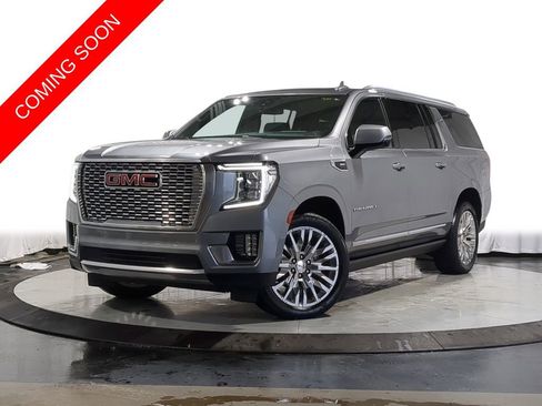 Used 2023 GMC Yukon XL Denali w/ Max Trailering Package image 1