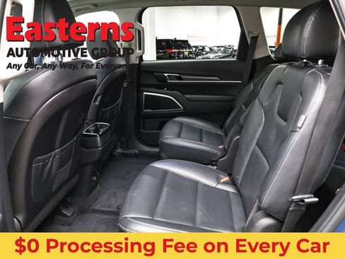 Used 2025 Kia Telluride S FWD image 22