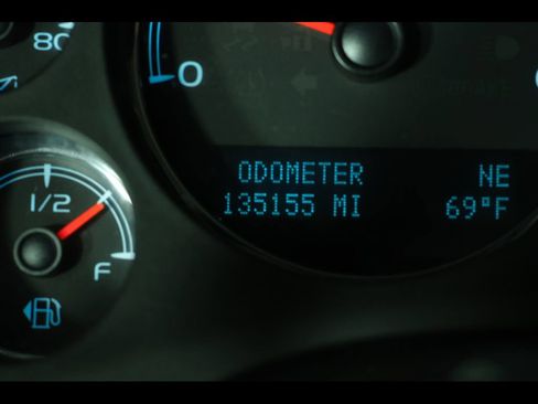 Used 2012 GMC Yukon Denali AWD/4WD image 17