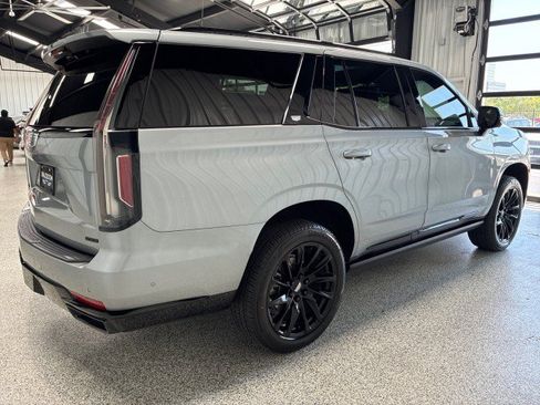 Used 2024 Cadillac Escalade Sport w/ LPO, ONYX Package RWD image 3