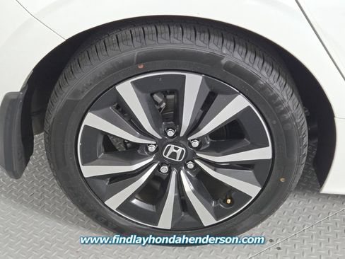 Certified 2024 Honda Civic EX-L image 11