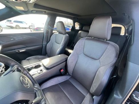 Used 2025 Lexus RX 350 w/ Convenience Package image 15