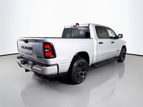 New 2026 RAM 1500 Express AWD/4WD image 13
