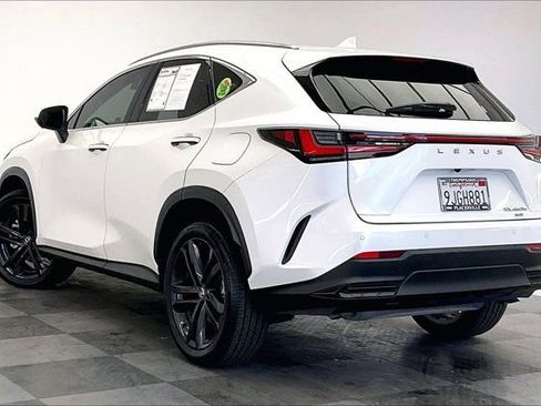 Used 2024 Lexus NX 450h+ AWD w/ Vision Package image 10