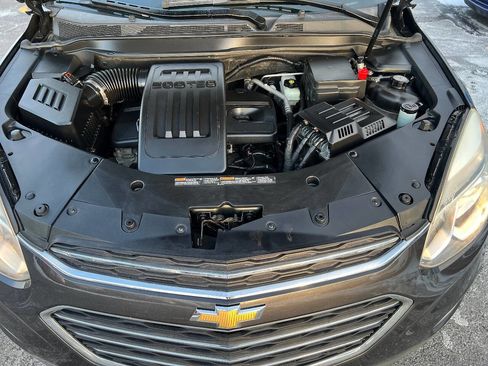 Used 2016 Chevrolet Equinox LT image 39