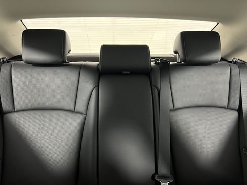 Used 2023 Lexus ES 350 w/ Premium Package FWD image 14