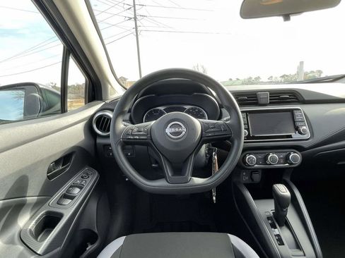 Used 2025 Nissan Versa S w/ Trunk Package image 12