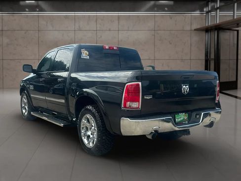 Used 2017 RAM 1500 Laramie RWD image 11