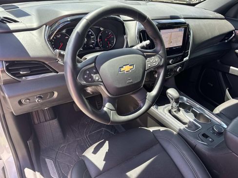 Used 2023 Chevrolet Traverse High Country w/ LPO, Floor Liner Package FWD image 19
