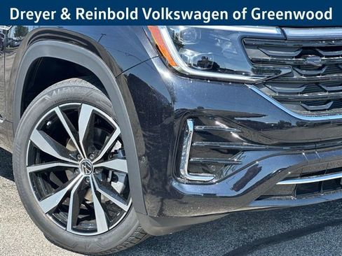 New 2026 Volkswagen Atlas Cross Sport SEL Premium R-Line AWD/4WD image 10