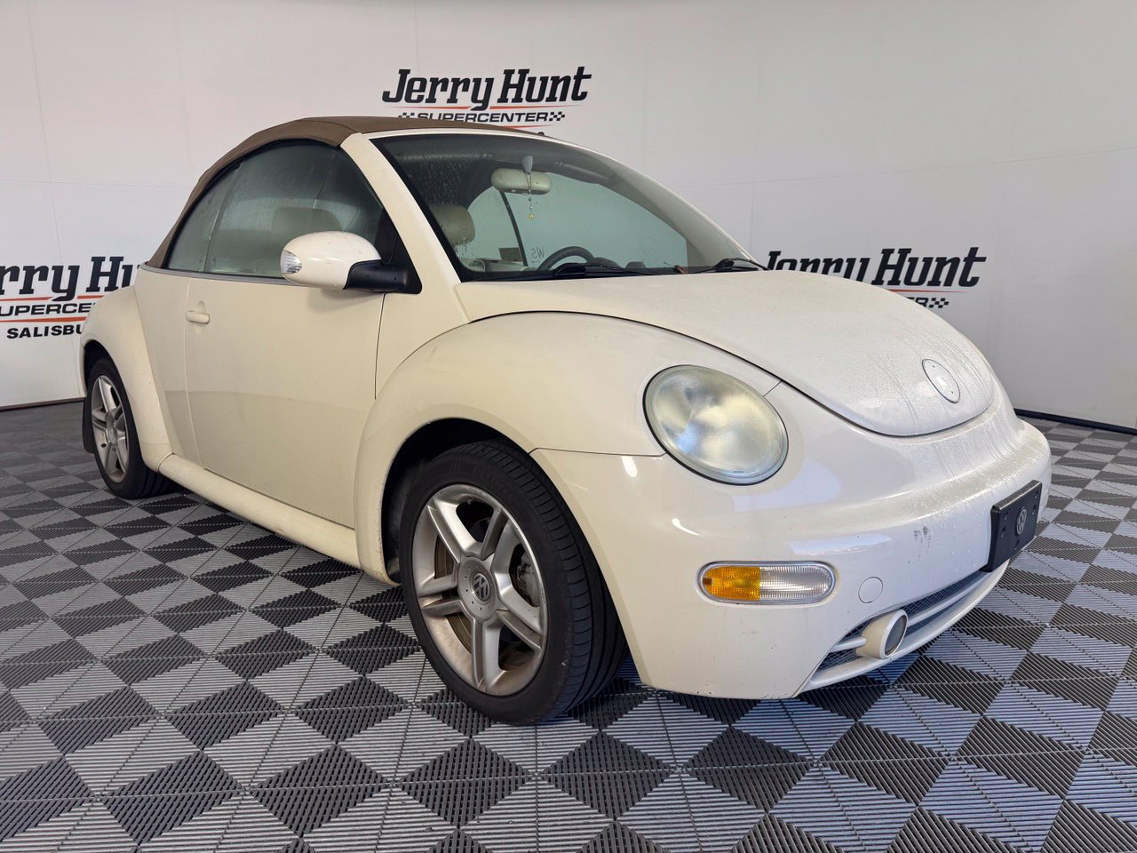 Used 2005 Volkswagen Beetle GLS FWD image 5