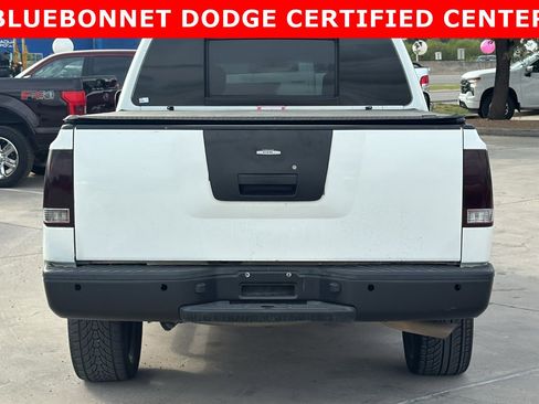 Used 2012 Nissan Titan SV image 4