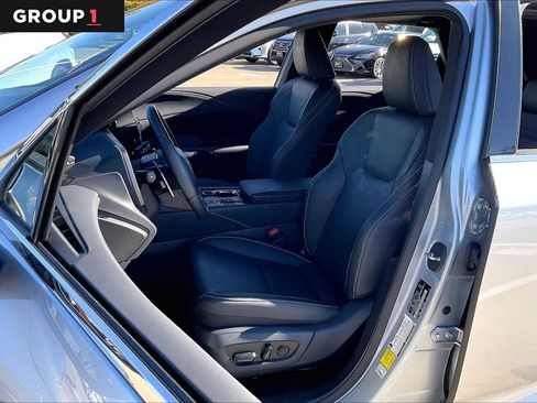 Certified 2025 Lexus RX 350 Premium Plus image 6