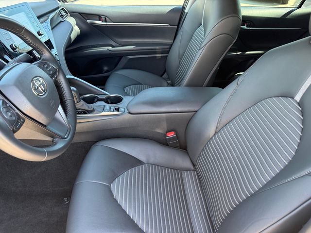 Used 2023 Toyota Camry SE w/ Convenience Package FWD image 11