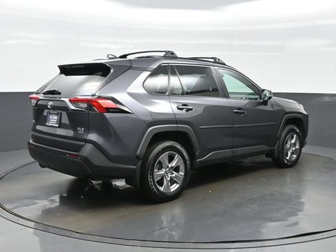 Used 2023 Toyota RAV4 XLE w/ Convenience Package AWD/4WD image 6