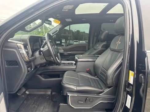 Used 2023 Ford F250 Platinum AWD/4WD image 10