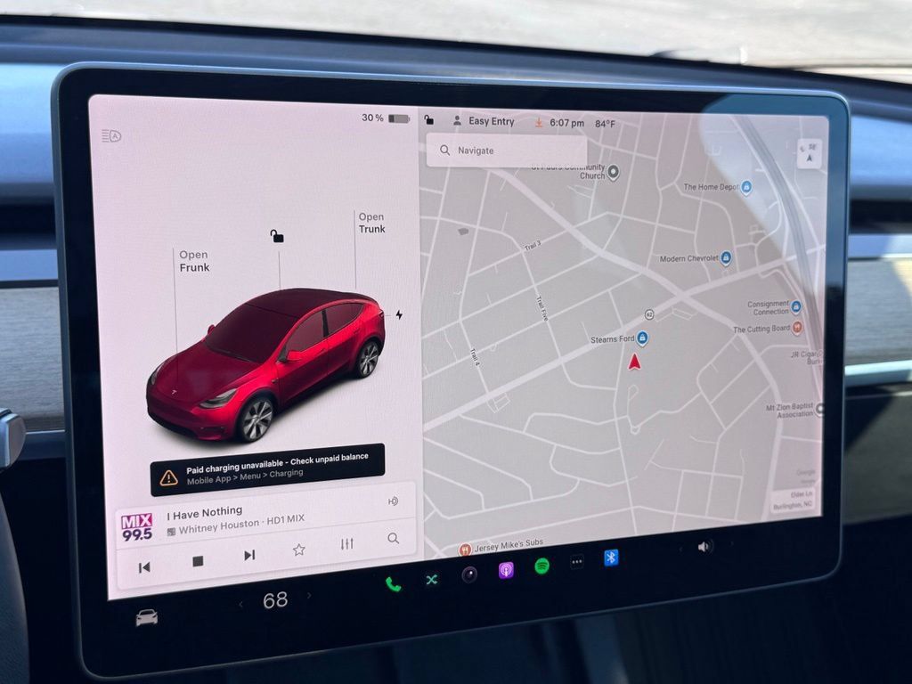 Used 2022 Tesla Model Y Long Range AWD/4WD image 11
