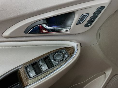 Used 2016 Chevrolet Malibu Premier w/ Driver Confidence Package II image 15