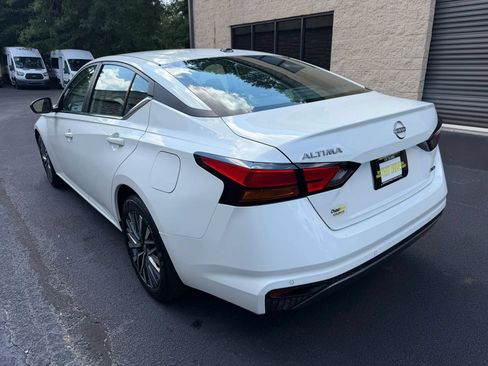Used 2026 Nissan Altima 2.5 SV AWD/4WD image 9