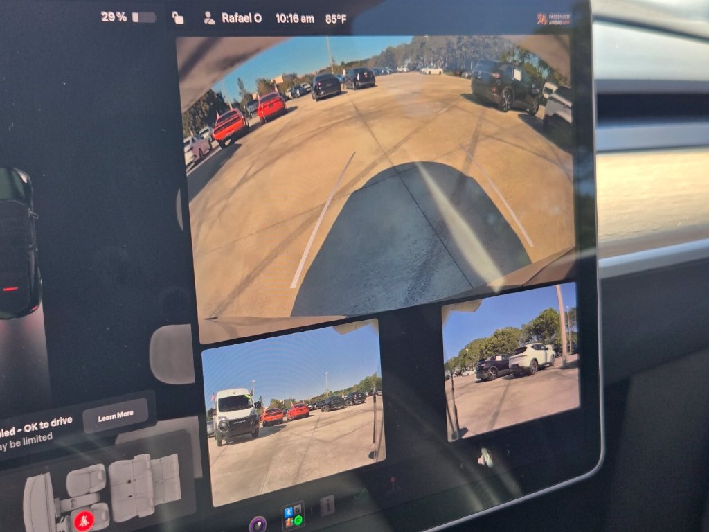 Used 2022 Tesla Model Y Long Range AWD/4WD image 23