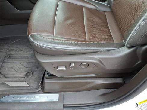 Used 2023 GMC Sierra 1500 Denali w/ Denali Reserve Package image 18