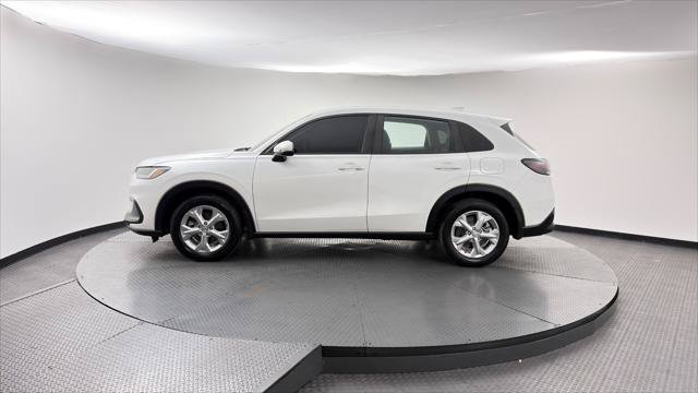Used 2023 Honda HR-V LX image 3