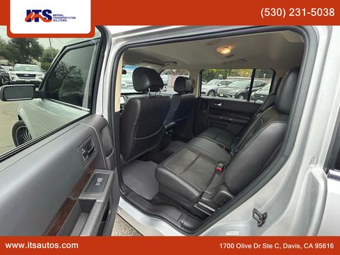 Used 2018 Ford Flex Limited image 11