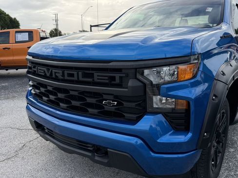 Used 2023 Chevrolet Silverado 1500 Custom w/ Rally Edition RWD image 10